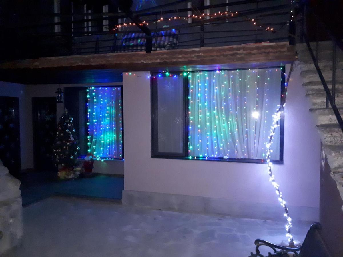 فندق House Lia بورجومي المظهر الخارجي الصورة